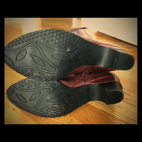 Red plum leather boots - Picture 2 of 6